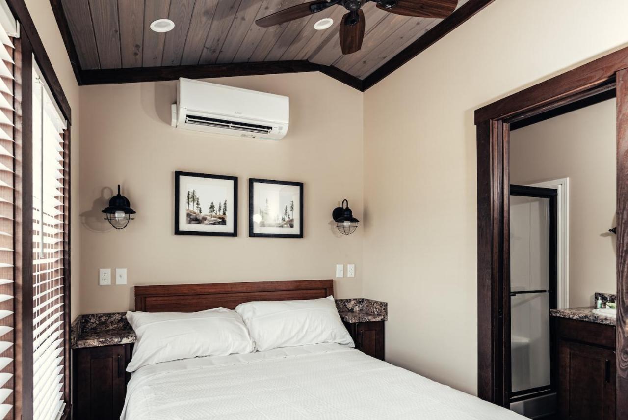 Camp Cedar Hotel Mason Ngoại thất bức ảnh